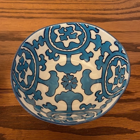 Anthropologie Glorious Cereal bowls set of 4 - Picture 6 of 7